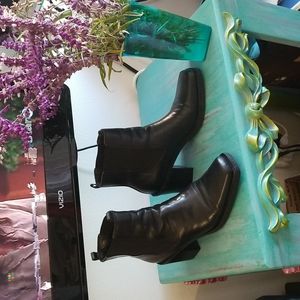 Mia leather ankle boots size 7.5